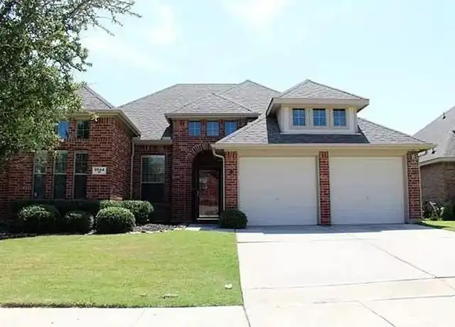 Property at 9844 McFarring Dr, Fort Worth, TX, 76244, 4 beds, 2 baths, [object Object]