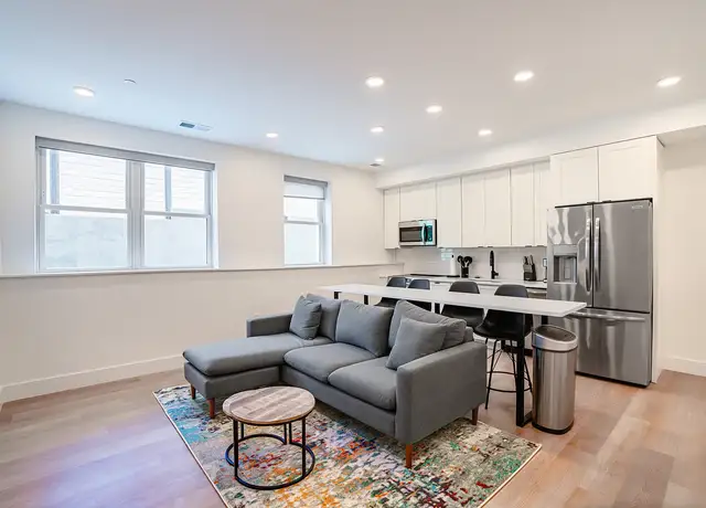 Photo of 1036 Newton St NE, Washington, DC 20017
