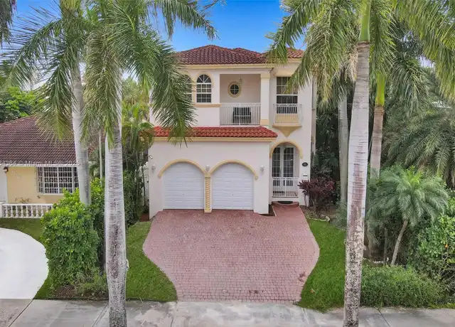 Property at 832 Hollywood Blvd, Hollywood, FL, 33019, 4 beds, 5 baths, [object Object]