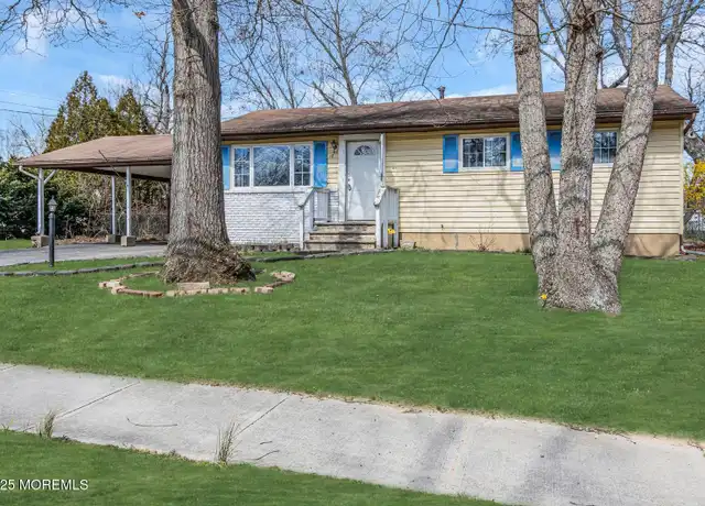 Property at 18 Castle Ave, Jackson, NJ, 08527, 2 beds, 1 bath, [object Object]