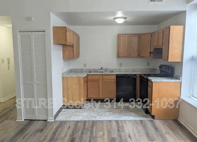 Property at 2707 Russell Blvd Unit B, St. Louis, MO, 63104, 2 beds, 1 bath, [object Object]
