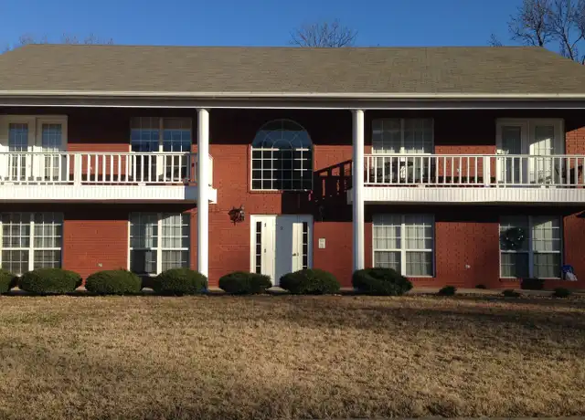 Property at 9 S Joplin Loop Unit 9B, Russellville, AR, 72801, 2 beds, 2 baths, [object Object]