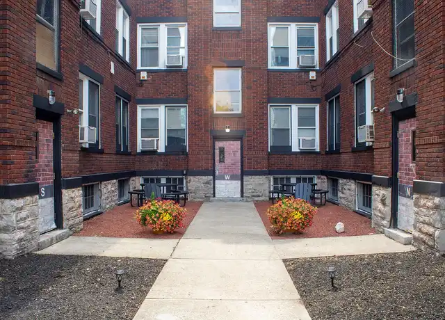 Property at The Triad Apartments - 33 S Washington Ave, Columbus, OH, 43215, 2 beds, 1 bath, [object Object]