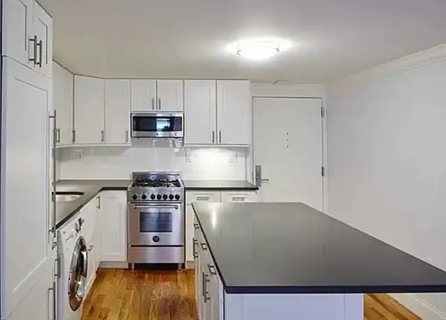 Property at 210 E 22nd St Unit OLB, New York, NY, 10010, 2 beds, 1 bath, [object Object]