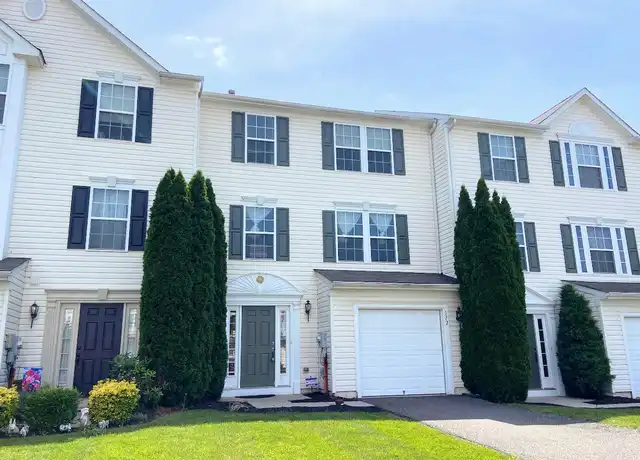 Property at 172 S Savanna Dr, Pottstown, PA, 19465, 3 beds, 2.5 baths, [object Object]