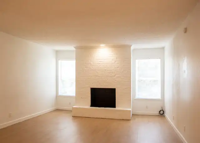 Property at 2707 Penny Ln Unit 1060, Austin, TX, 78757, 1 bed, 1 bath, [object Object]