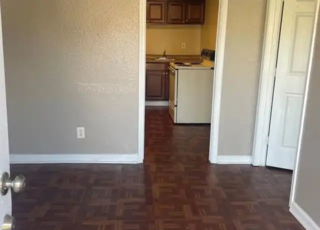 Property at 3310 Campbell St, Houston, TX, 77026, 2 beds, 1 bath, [object Object]