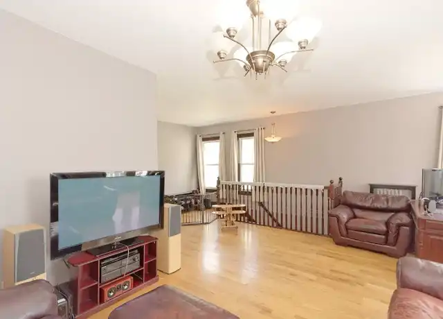 Property at 546 Mercer St Unit 2, Albany, NY, 12208, 3 beds, 1 bath, [object Object]