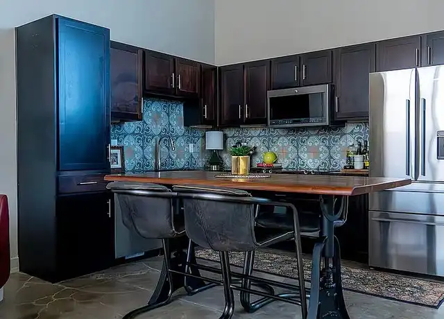 Property at 1401 S Flores St #209, San Antonio, TX, 78204, 1 bed, 1 bath, [object Object]