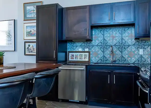 Property at 1401 S Flores St #209, San Antonio, TX, 78204, 1 bed, 1 bath, [object Object]