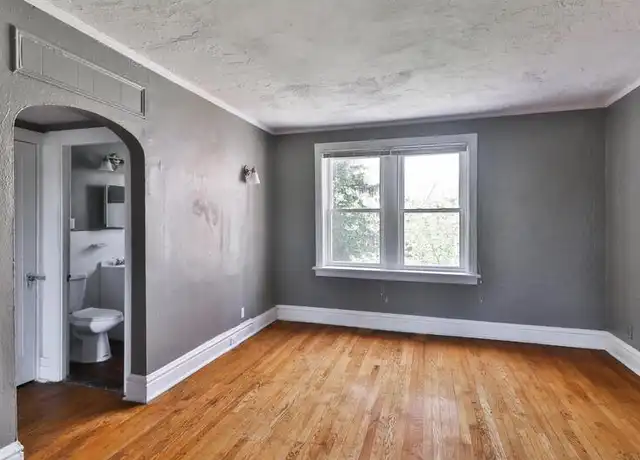 Property at 3862 Bamberger Ave Unit 1S, St. Louis, MO, 63116, 2 beds, 1 bath, [object Object]