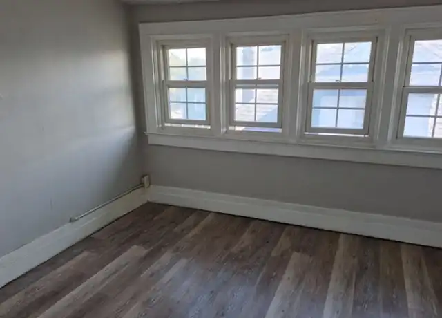 Property at 1706 East Ave Unit 16, Rochester, NY, 14610, 1 bed, 1 bath, [object Object]