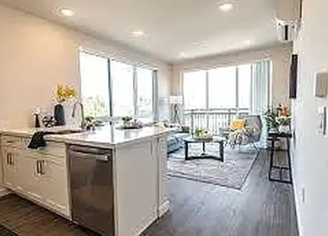 Property at Central District Freehold - 1722 19th Ave, Seattle, WA, 98122, 1 bed, 1 bath, [object Object]