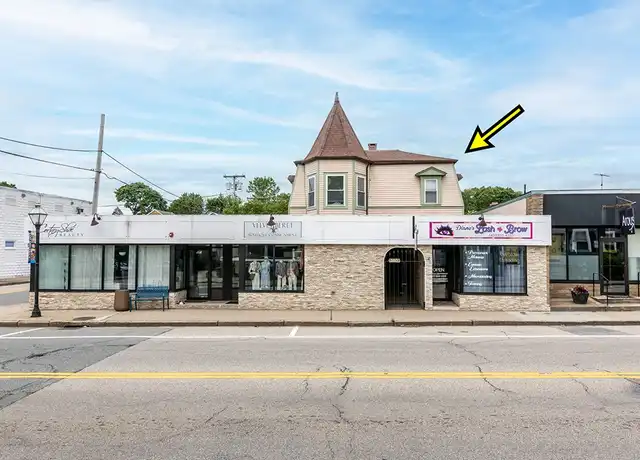 Property at 585 Main St Unit 2B, East Greenwich, RI, 02818, 1 bed, 1 bath, [object Object]