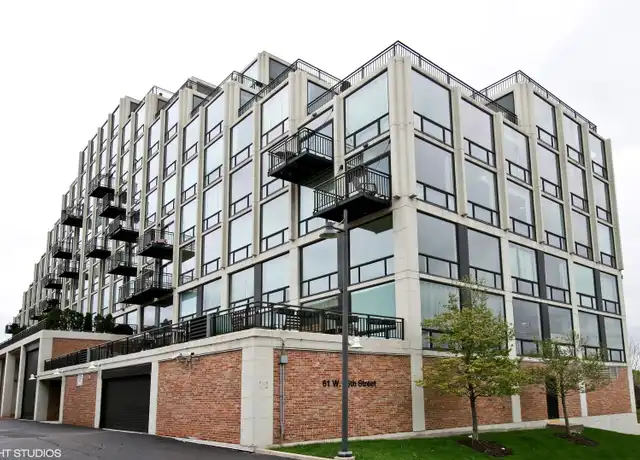 Property at 61 W 15th St #204, Chicago, IL, 60605, 2 beds, 2 baths, [object Object]