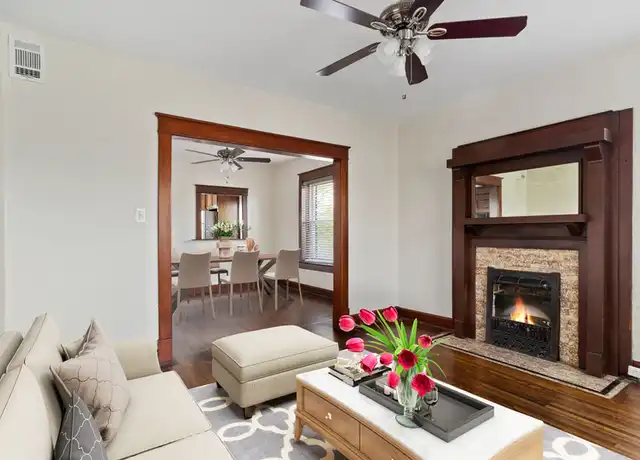 Property at 2708 Holmes St Unit 3N, Kansas City, MO, 64109, 1 bed, 1 bath, [object Object]