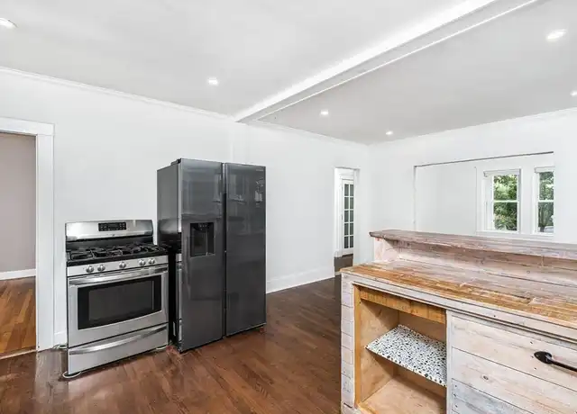 Property at 41 Oliver St, Everett, MA, 02149, 3 beds, 1 bath, [object Object]