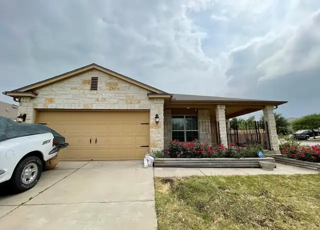 Property at 600 Lakemont Dr, Hutto, TX, 78634, 4 beds, 2 baths, [object Object]