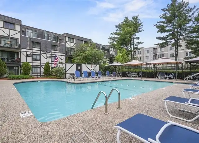 Property at 9 Broadway #210, Saugus, MA, 01906, 1 bed, 1 bath, [object Object]