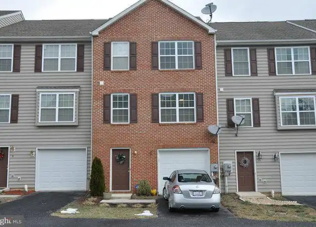 Property at 19 Pulpit Ln, Martinsburg, WV, 25403, 3 beds, 2.5 baths, [object Object]