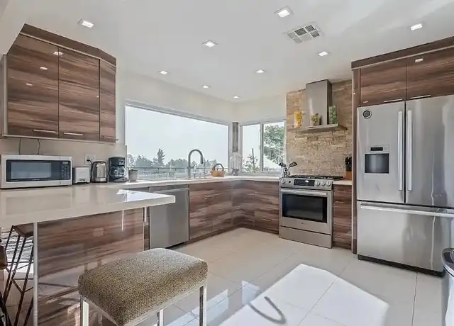 Property at 17288 Falcon Pl, Granada Hills, CA, 91344, 4 beds, 3 baths, [object Object]
