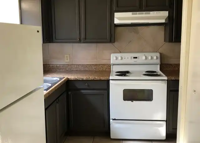 Property at 1657 Starboard Dr Unit 1657-2, Baton Rouge, LA, 70820, 2 beds, 1.5 baths, [object Object]