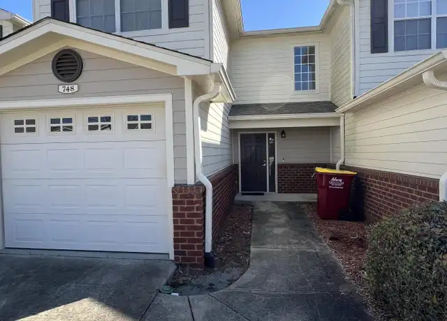 Property at 748 Majestic Dr, Crestview, FL, 32536, 3 beds, 2.5 baths, [object Object]