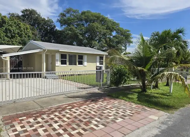 Property at 330 SW 13th St, Dania, FL, 33004, 3 beds, 2 baths, [object Object]