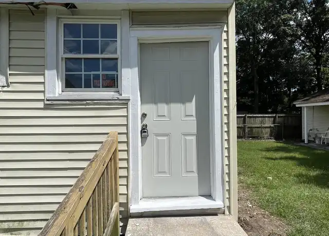 Property at 5825 Sledge St, Hanahan, SC, 29410, 2 beds, 1 bath, [object Object]