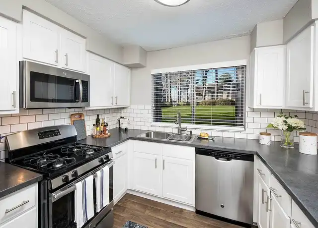 Property at Advenir at Winterset - 3400 Winterset Pkwy SE, Marietta, GA, 30067, 2-3 beds, 2 baths, [object Object]