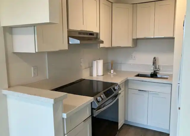 Property at 2916 Date St, Honolulu, HI, 96816, 2 beds, 2 baths, [object Object]