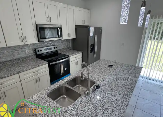 Property at 3330 W Early Pl, Dunnellon, FL, 34433, 4 beds, 2 baths, [object Object]