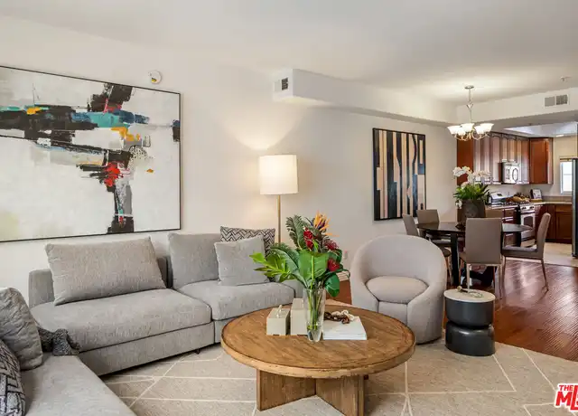 Property at 109 S St Andrews Pl #5, Los Angeles, CA, 90004, 3 beds, 4 baths, [object Object]