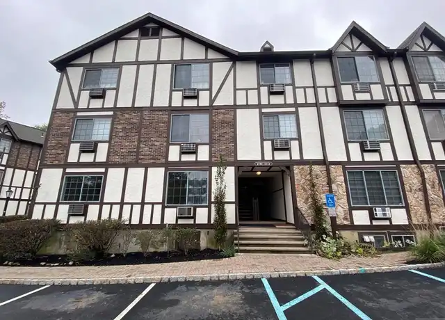 Property at 2110 Hawthorne Ln, Mahwah, NJ, 07430, 2 beds, 1 bath, [object Object]