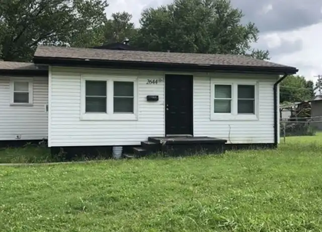Property at 2644 W Lombard St, Springfield, MO, 65802, 4 beds, 1 bath, [object Object]