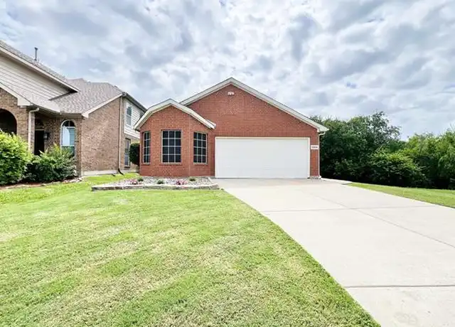 Property at 5800 Melanie Ct, Fort Worth, TX, 76131, 4 beds, 2 baths, [object Object]