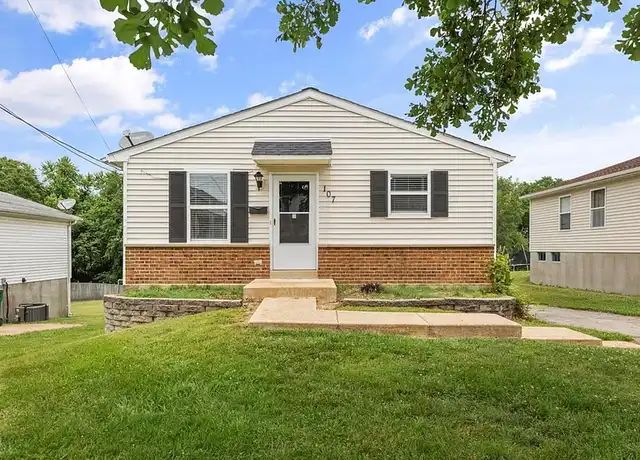 Property at 107 Reasnor Ave, Saint Louis, MO, 63119, 3 beds, 1 bath, [object Object]