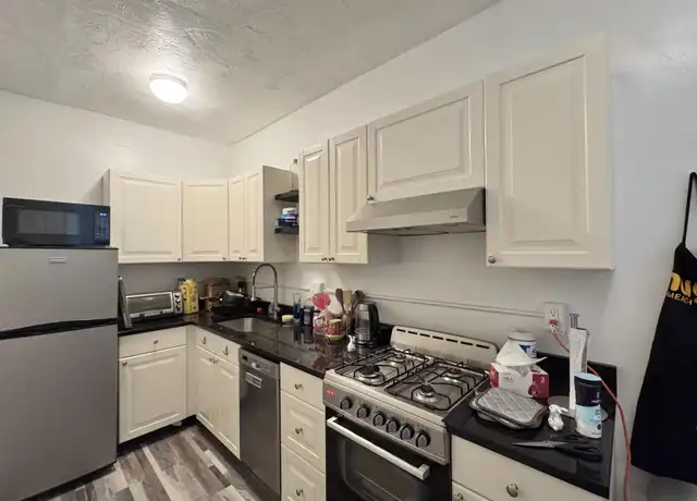 Property at 120 Brainerd Rd Unit 6, Allston, MA, 02134, 1 bed, 1 bath, [object Object]
