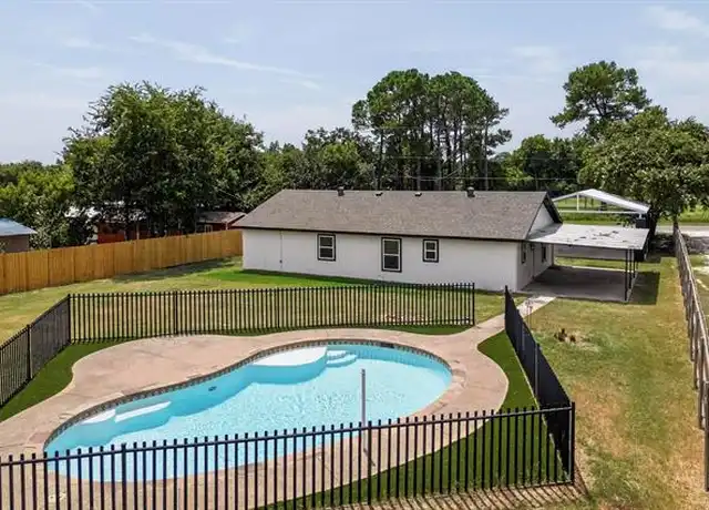 Property at 208 Ponderosa Ln, Burleson, TX, 76028, 3 beds, 2 baths, [object Object]