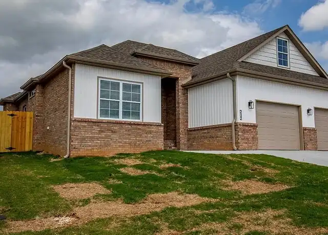 Property at 212 Nebo St, Prairie Grove, AR, 72753, 3 beds, 2 baths, [object Object]