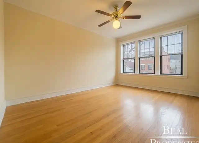 Property at 1450 W Byron St Unit 001, Chicago, IL, 60613, 2 beds, 1 bath, [object Object]
