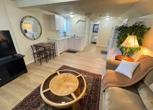Property at 903 S Adams St Apt 8, Spokane, WA, 99204, 2 beds, 1 bath, [object Object]