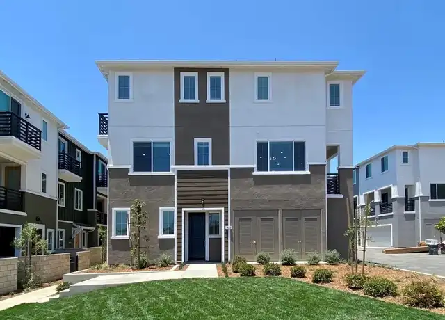 Property at 1470 Skyline Ln, San Pedro, CA, 90732, 4 beds, 3.5 baths, [object Object]
