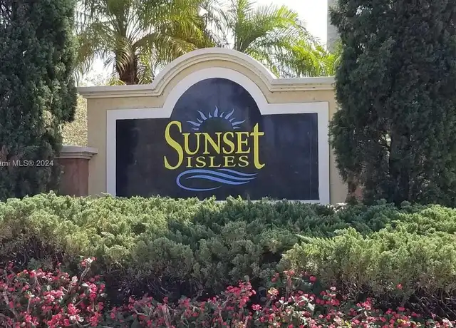 Property at 10342 Fox Trail Rd S Unit 342, Royal Palm Beach, FL, 33411, 1 bed, 1 bath, [object Object]