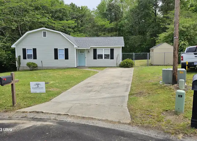 Property at 912 Laurel Ln, Jacksonville, NC, 28546, 3 beds, 2 baths, [object Object]