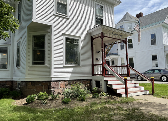 Photo of 108 Buell St, Burlington, VT 05401