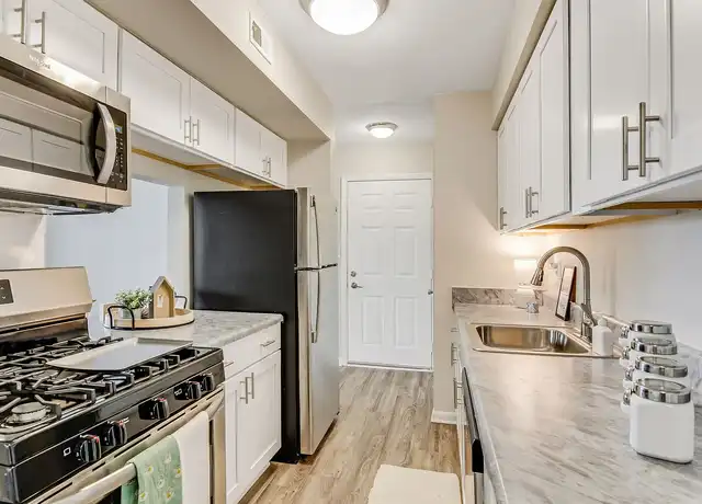 Property at Bent Creek Apartments and Townhomes - 6525 Greenway Dr, Roanoke, VA, 24019, 1-3 bed, 1-1.5 bath, [object Object]