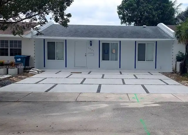 Property at 4821 SW 129th Ave, Miami, FL, 33175, 3 beds, 2 baths, [object Object]