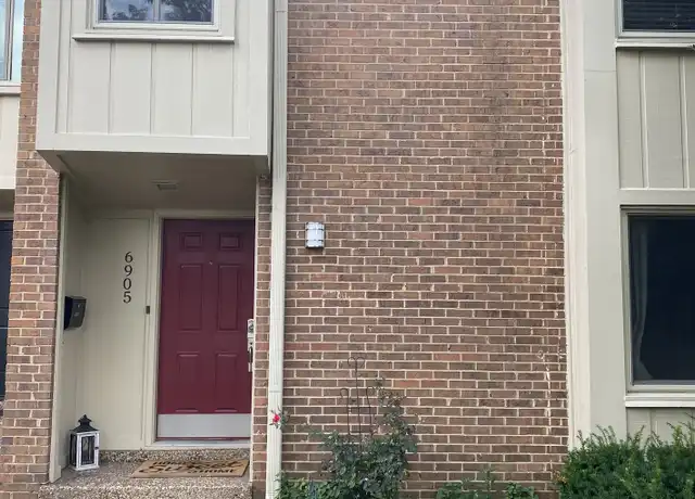 Property at 6905 Highland Park Dr, Nashville, TN, 37205, 3 beds, 2.5 baths, [object Object]