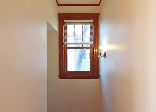 Property at 396 Mount Auburn St Unit 394, Watertown, MA, 02472, 3 beds, 1 bath, [object Object]
